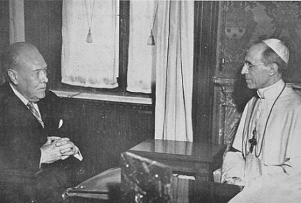 Photo of Myron C. Taylor and Pope Pius XII in conference
